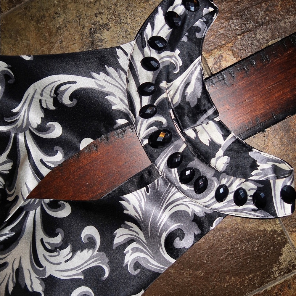 WHBM keyhole embellished choker halter top. Size 2